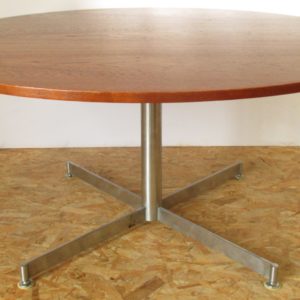 Round Dining Table 450