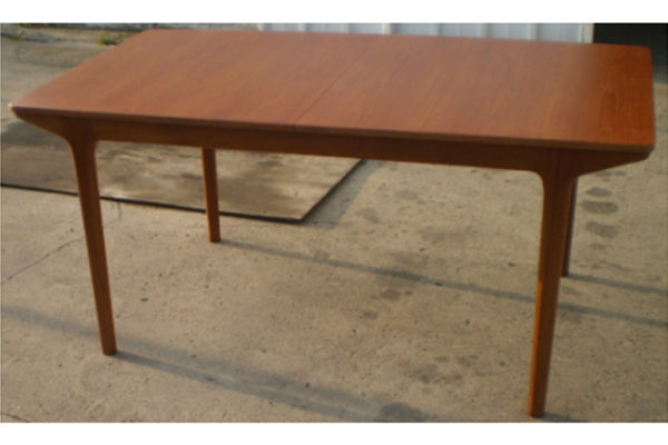 Rectangular Table 447