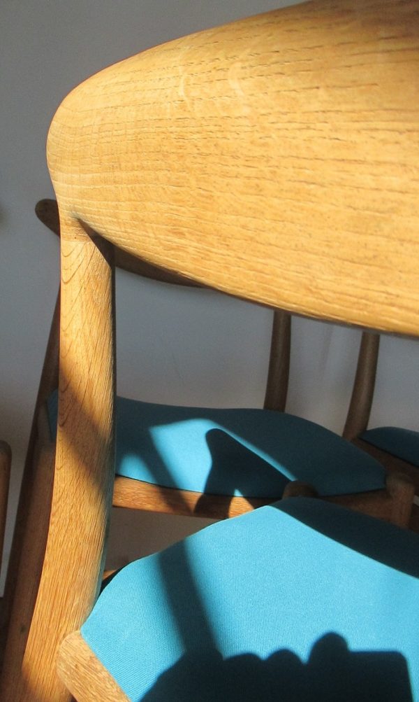 4 W2 H.Wegner Chairs 900 - Image 11