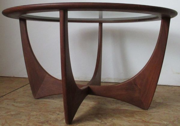 Round coffee table 109 - Image 8