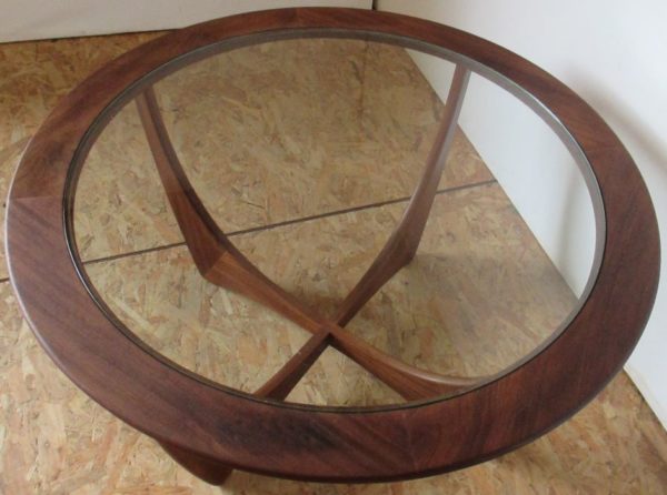 Round coffee table 109 - Image 11