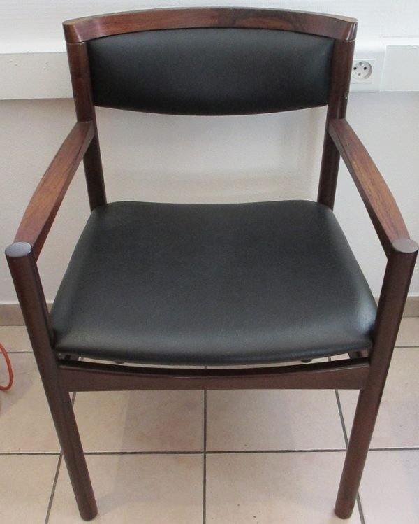 Paire de Fauteuils de Salon en Palissandre 913 – Image 2