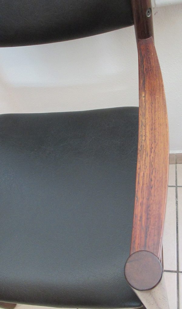 Paire de Fauteuils de Salon en Palissandre 913 – Image 5