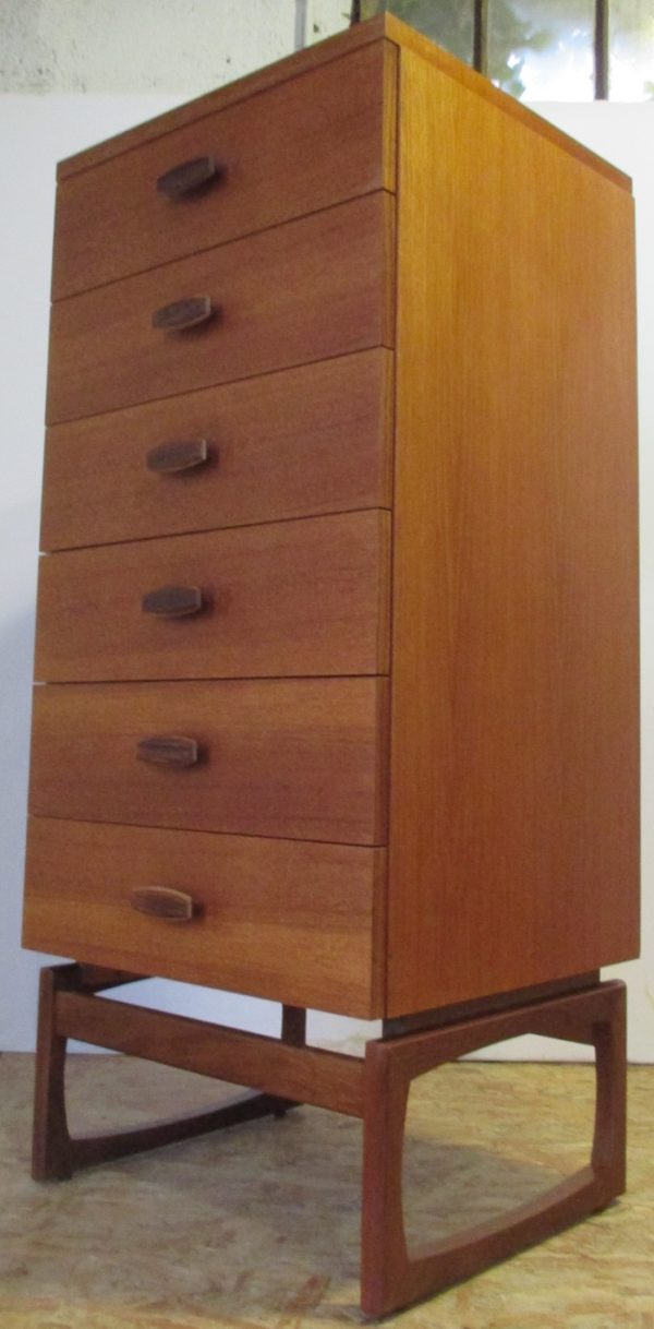 High Dresser 217 - Image 3