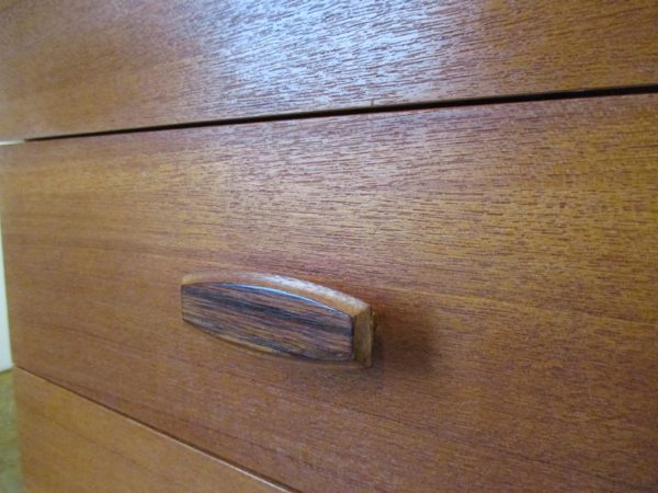 High Dresser 217 - Image 12
