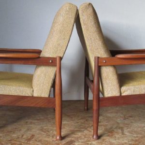 Pair of Guy Rogers Upholstries 910
