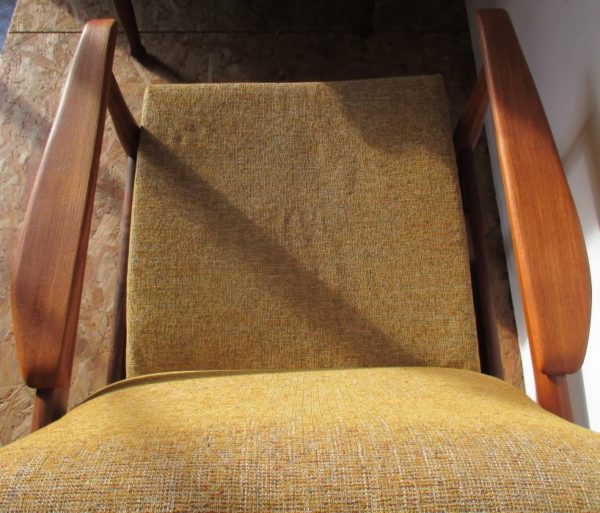 Pair of Guy Rogers Upholstries 910 - Image 10