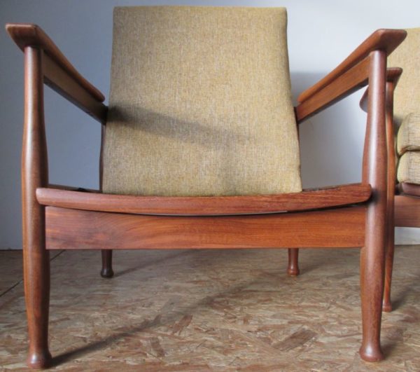 Pair of Guy Rogers Upholstries 910 - Image 14