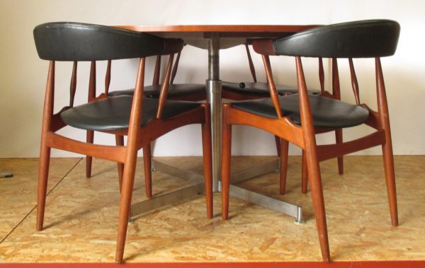 Round Dining Table 450 - Image 9