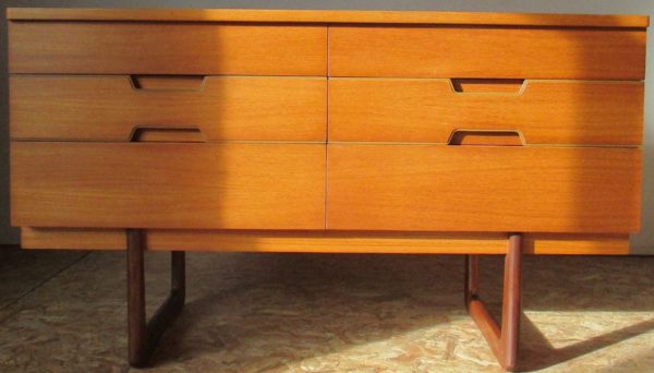 Uniflex Chest of 6 Drawers 222 - Image 3
