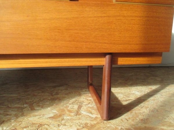 Uniflex Chest of 6 Drawers 222 - Image 13