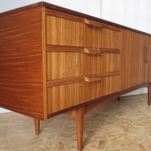 Enfilade EON. 329