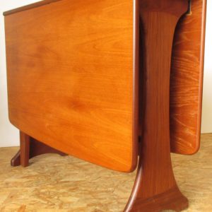 Rectangular table 606
