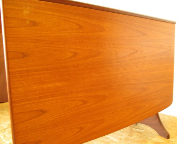 Rectangular table 606 - Image 3