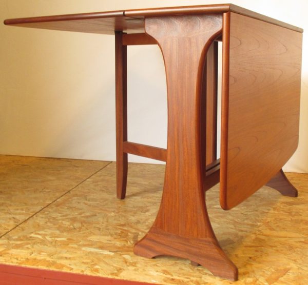 Rectangular table 606 - Image 2