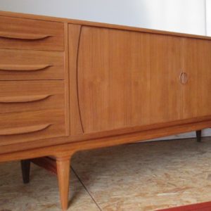 Sideboard Johannes Andersen 334
