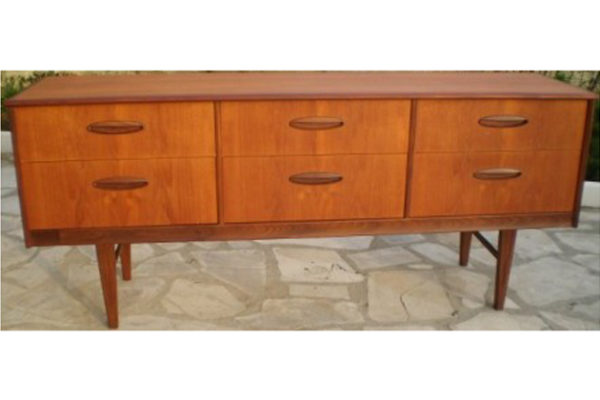 “Coffee Bean” Chest 940
