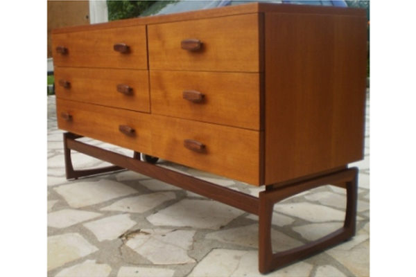 Long Dresser 205