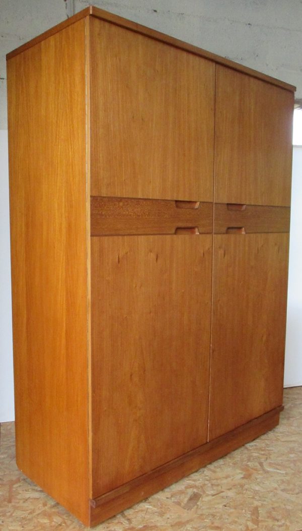 Uniflex Wardrobe-Dressing by G. Hoffstead 226
