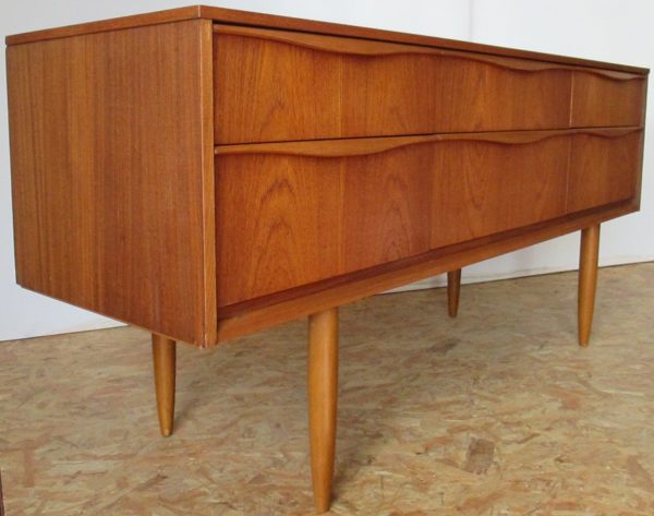 Long Dresser 206 - Image 2