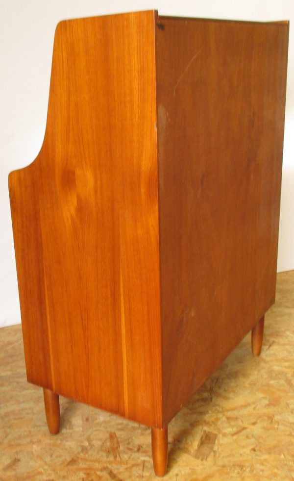 Chest/Desk 220 - Image 4