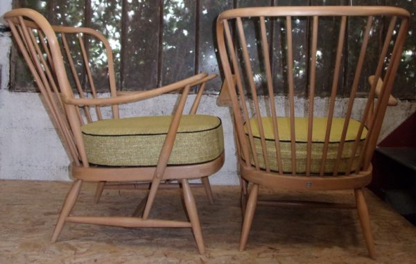 Pair of Ercol Lounge Chair 911 - Image 4