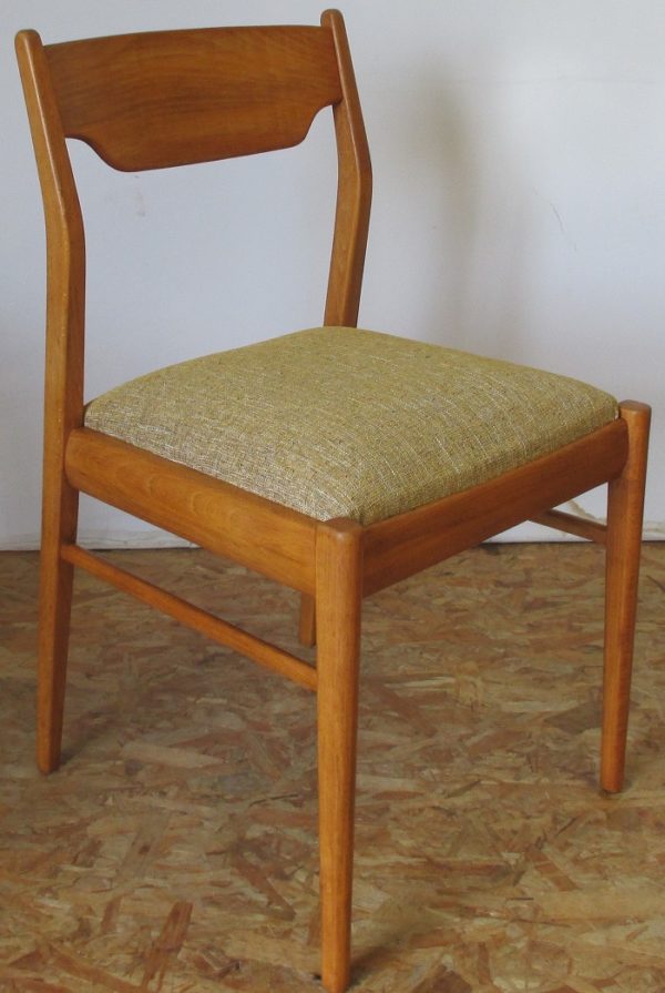 6 Farkstrup Chairs 915 – Image 15