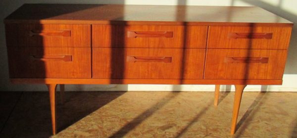 Long Chest Shreiber 6 Drawers 231 - Image 4