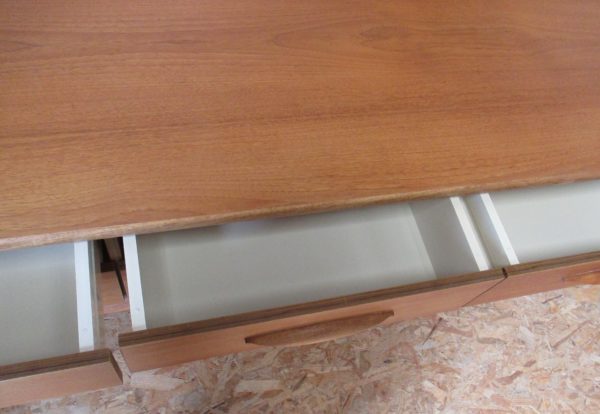 6 drawers dresser 210 - Image 3