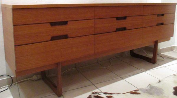 Exceptional Uniflex 9 drawers Chest 232 – Image 14