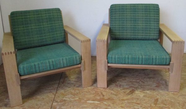 Pair of Esko Pajamies light oak armchairs. 931 - Image 3