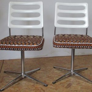 Pair of twistle chairs 70's 922