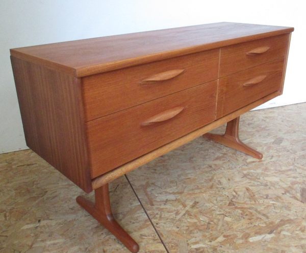 4 drawers Chest F.Guille for Austin Suite 241 - Image 2