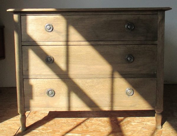 Small Oak chest of drawer 1015 - Image 2