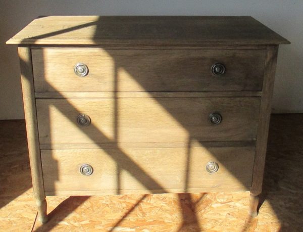 Petite commode en chêne de Seclin 1015 – Image 2
