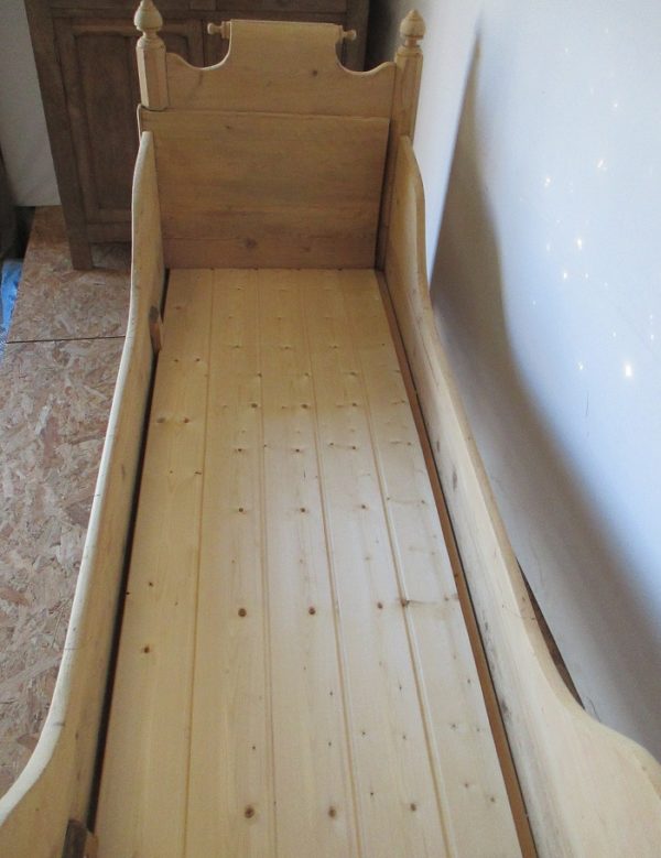 Austrian Natural Pine Sofa/Bed 1013 - Image 8