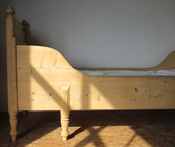 Austrian Natural Pine Sofa/Bed 1013 - Image 17