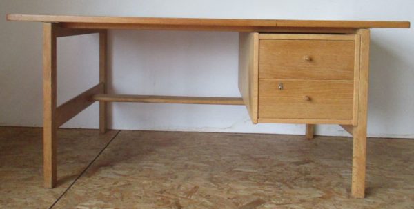 Danish H. Wegner desk1027