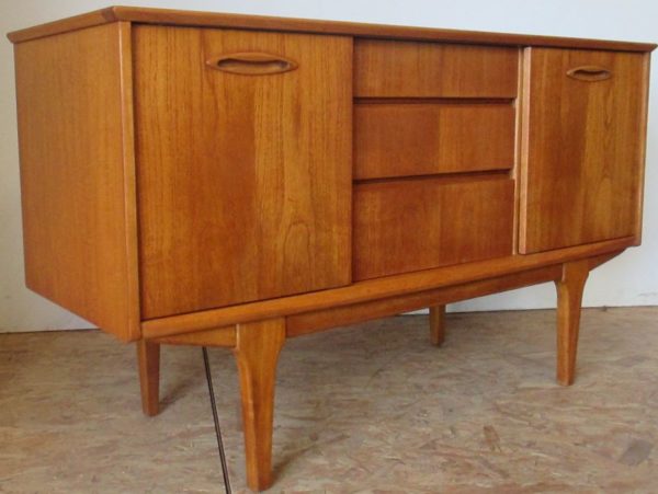 Smallest Jentiques sideboard 351