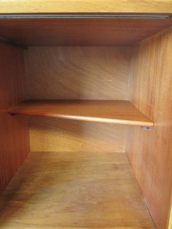 Smallest Jentiques sideboard 351 - Image 10