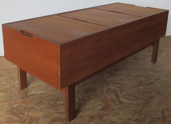 Myers coffe table storage bench 179