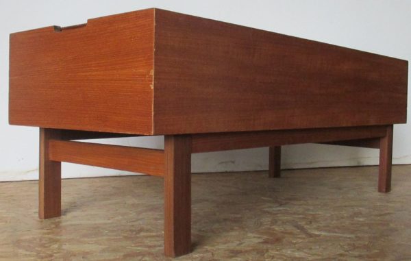 Myers coffe table storage bench 179 - Image 3