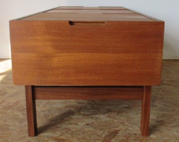 Myers coffe table storage bench 179 - Image 10