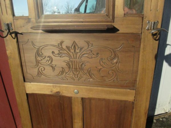 Wall stand coat 134 - Image 3