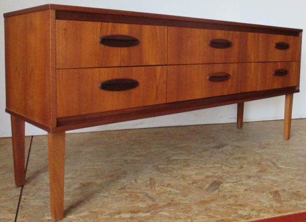 Commode Longue en Teck 814
