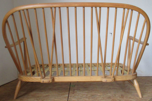 Ercol Sofa 2 seats - Image 9