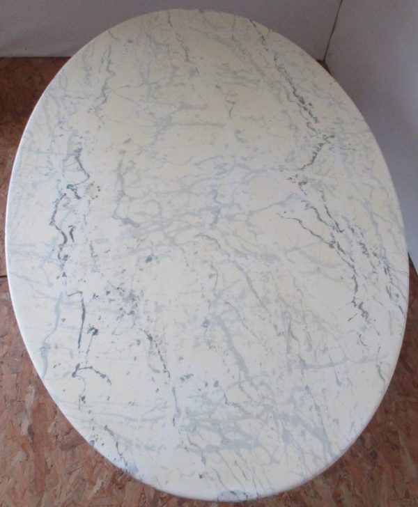 Table basse Ovale en résine 112 – Image 8