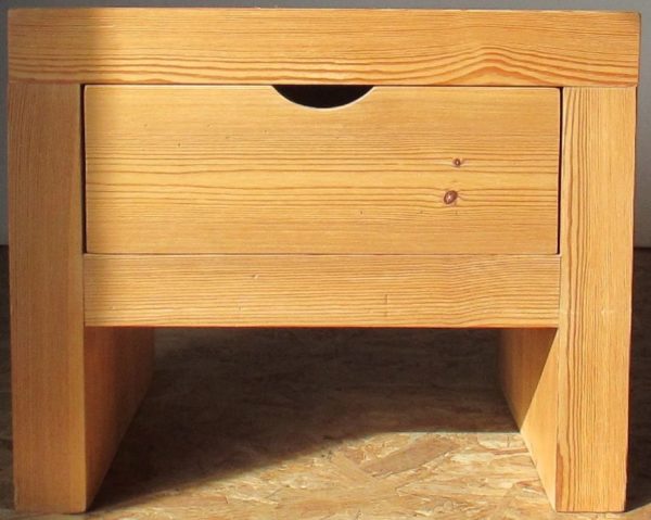 Pinewood Bedside table 119 – Image 6